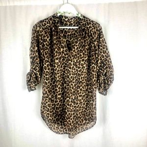 🛍3/$25 Leopard 🐆 print tunic blouse